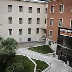 Esh Hotel