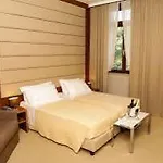 Esh Hotel