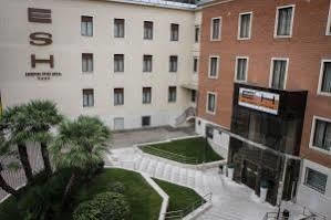 Hotel Esh Roma
